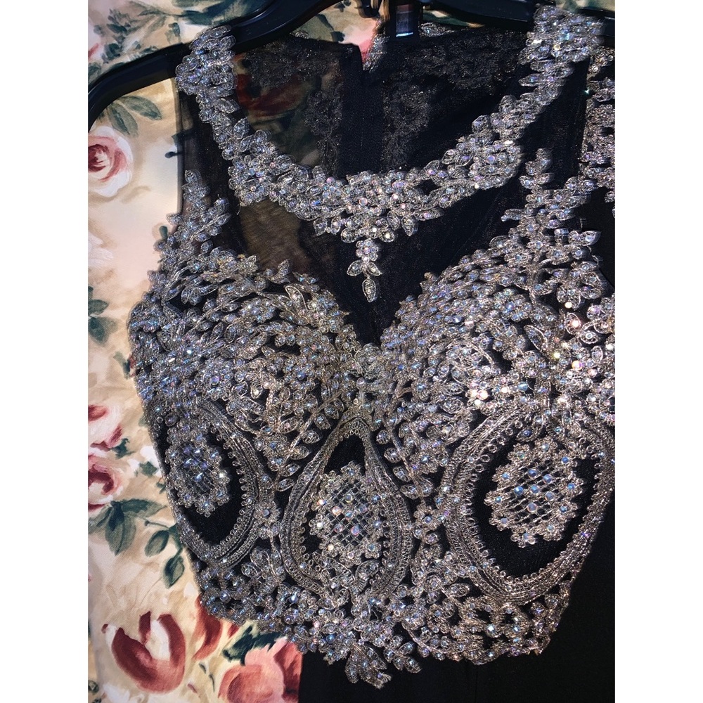🎉Prom dress🎉 - Picture 3 of 6